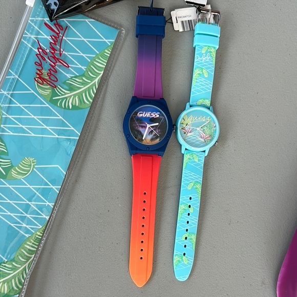 Guess Kids' Multicolor Watches Set - Picture 3 of 5